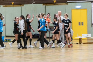 Bild 301 - wCJ SV Henstedt Ulzburg - HSG Herzhorn/Kollmar/Neuendorf : Ergebnis: 35:29